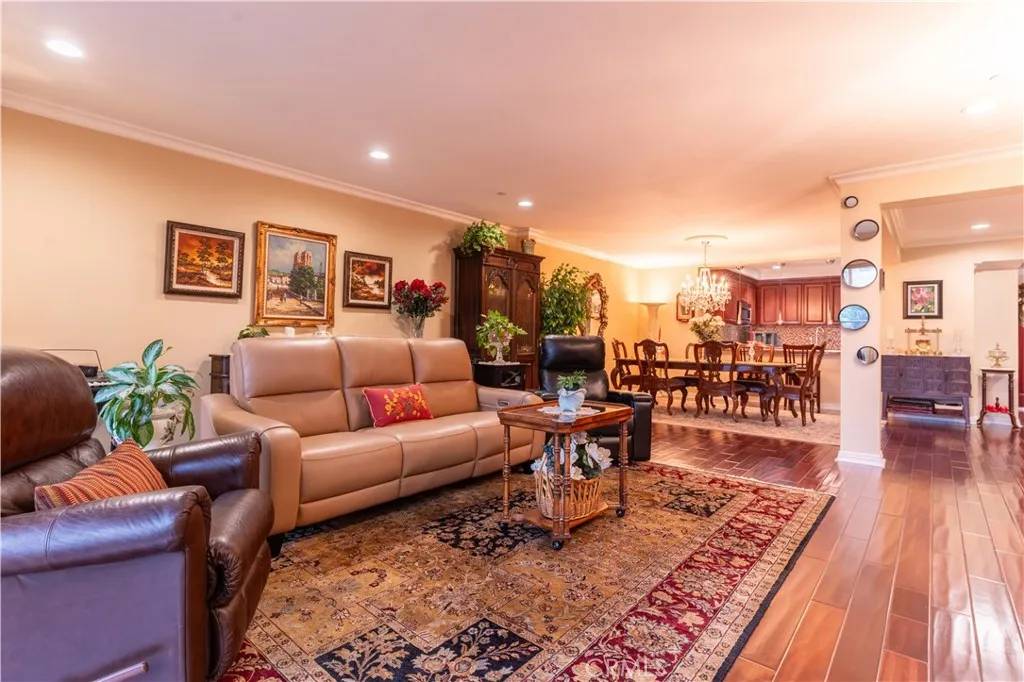 Sherman Oaks, CA 91403,4533 Vista Del Monte Avenue #201