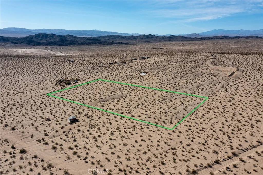 29 Palms, CA 92277,0 Kachina Dr