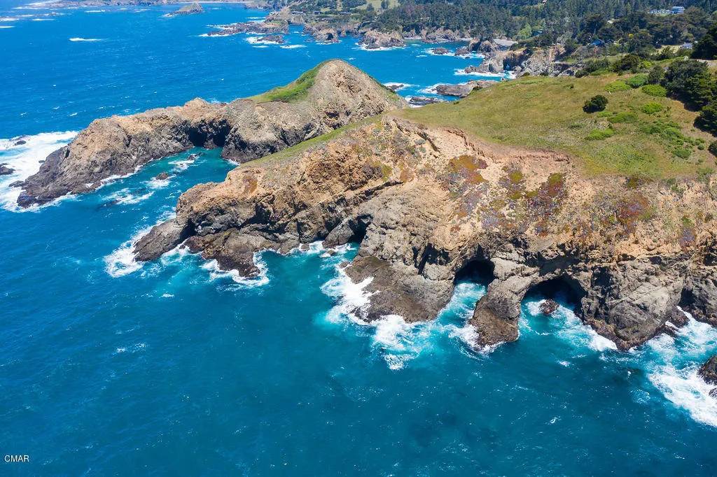 Little River, CA 95456,50500 Buckhorn Cove East