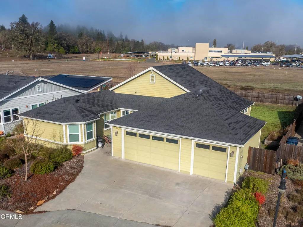 Willits, CA 95490,412 Grove Street