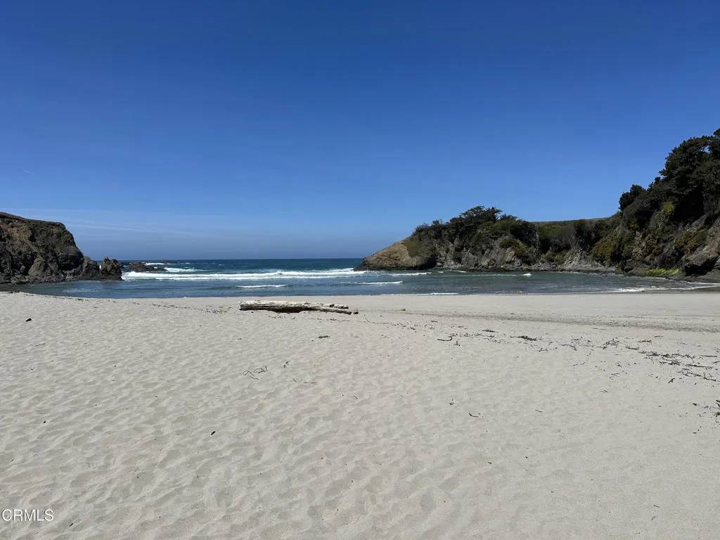 Fort Bragg, CA 95437,33031 Jefferson