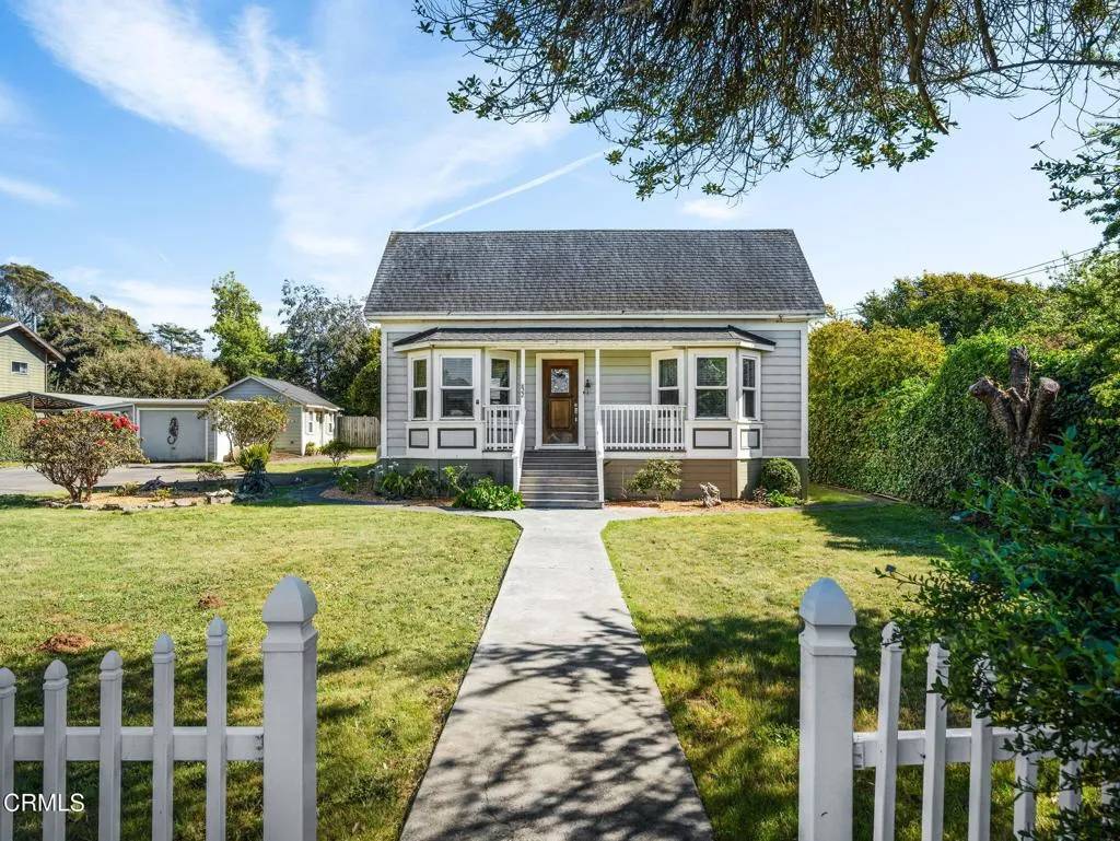 Fort Bragg, CA 95437,822 E Laurel Street