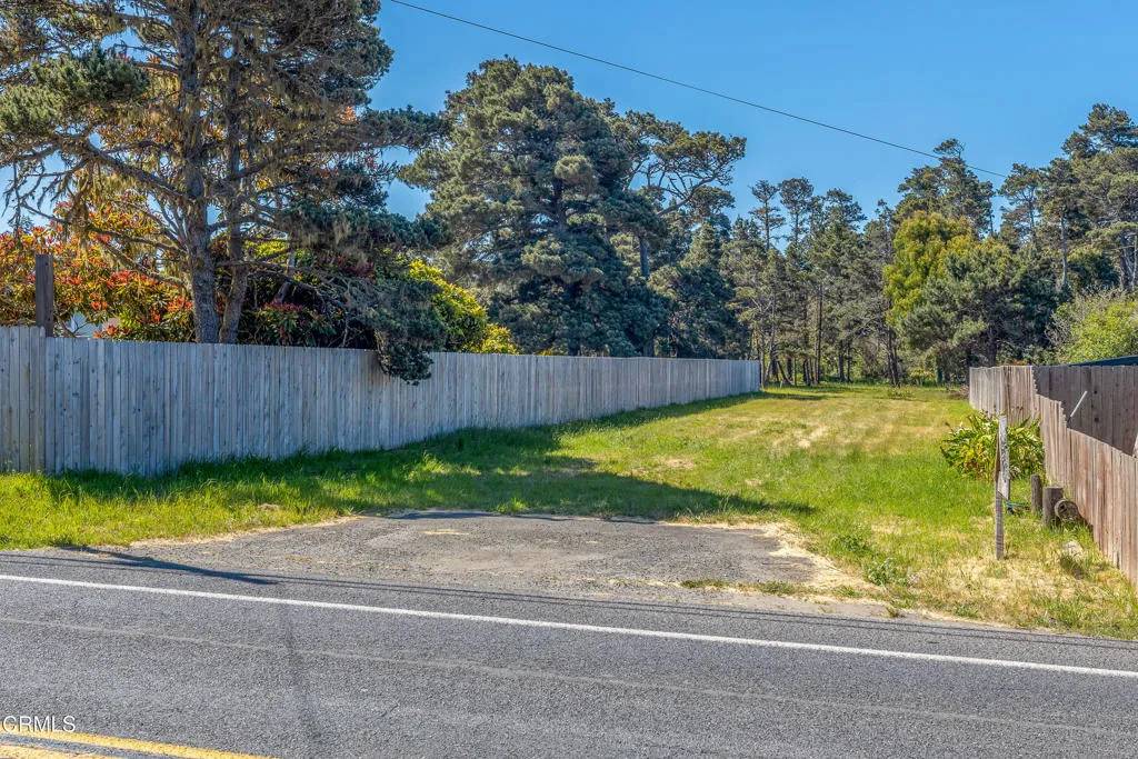 Fort Bragg, CA 95437,32875 Simpson