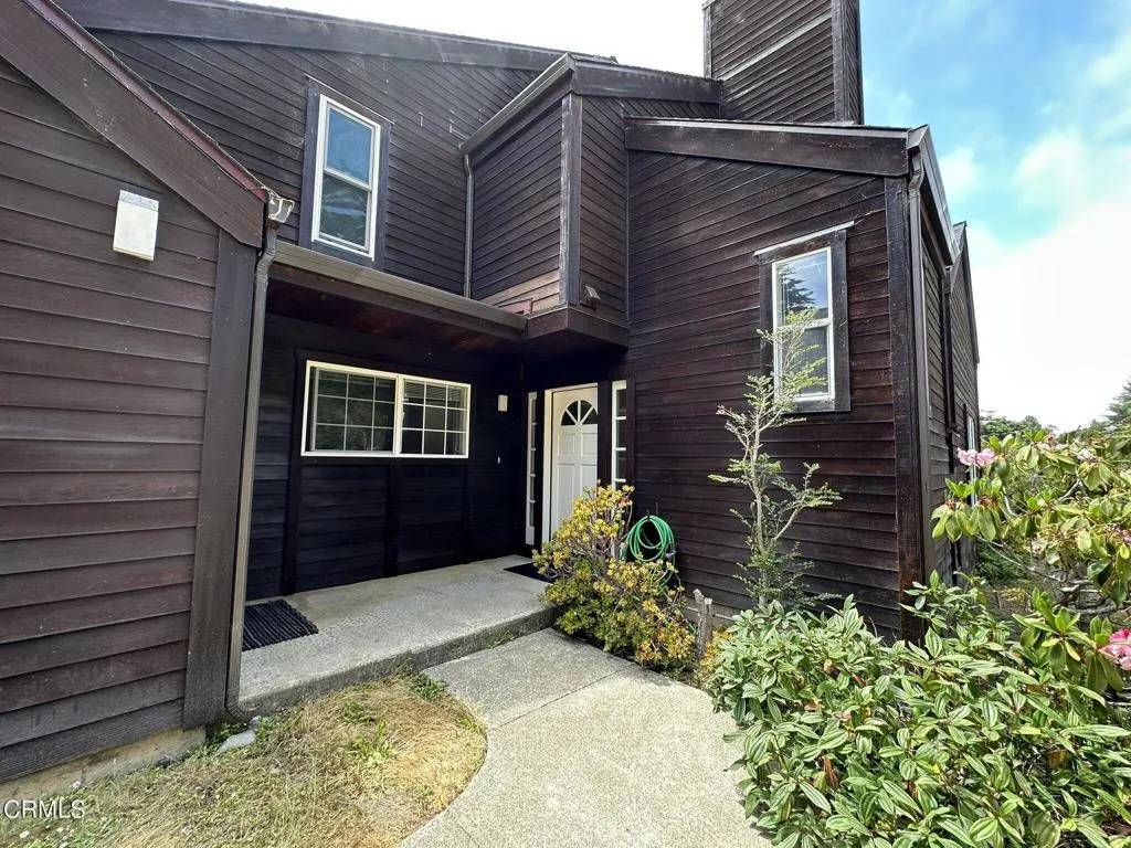 Mendocino, CA 95460,44808 Cypress Court