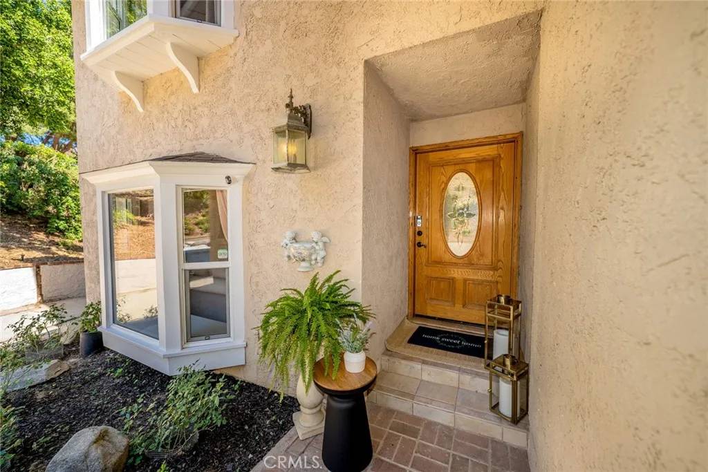 La Habra Heights, CA 90631,1370 N Walnut Street