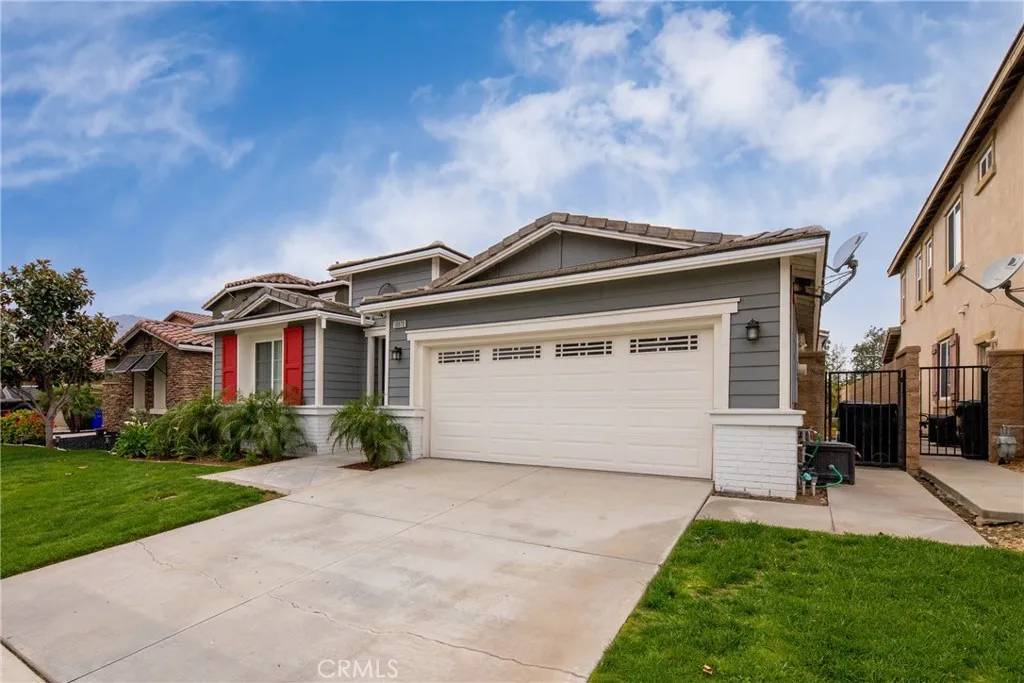 Fontana, CA 92337,10970 Persimmon Lane