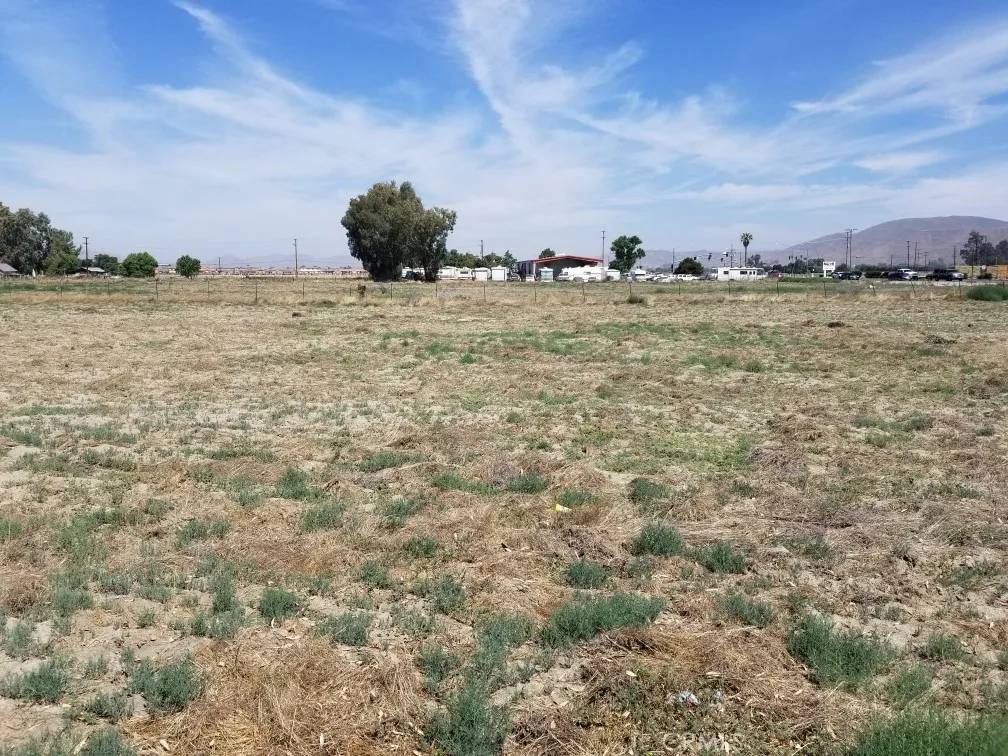 San Jacinto, CA 92583,1545 N Ramona