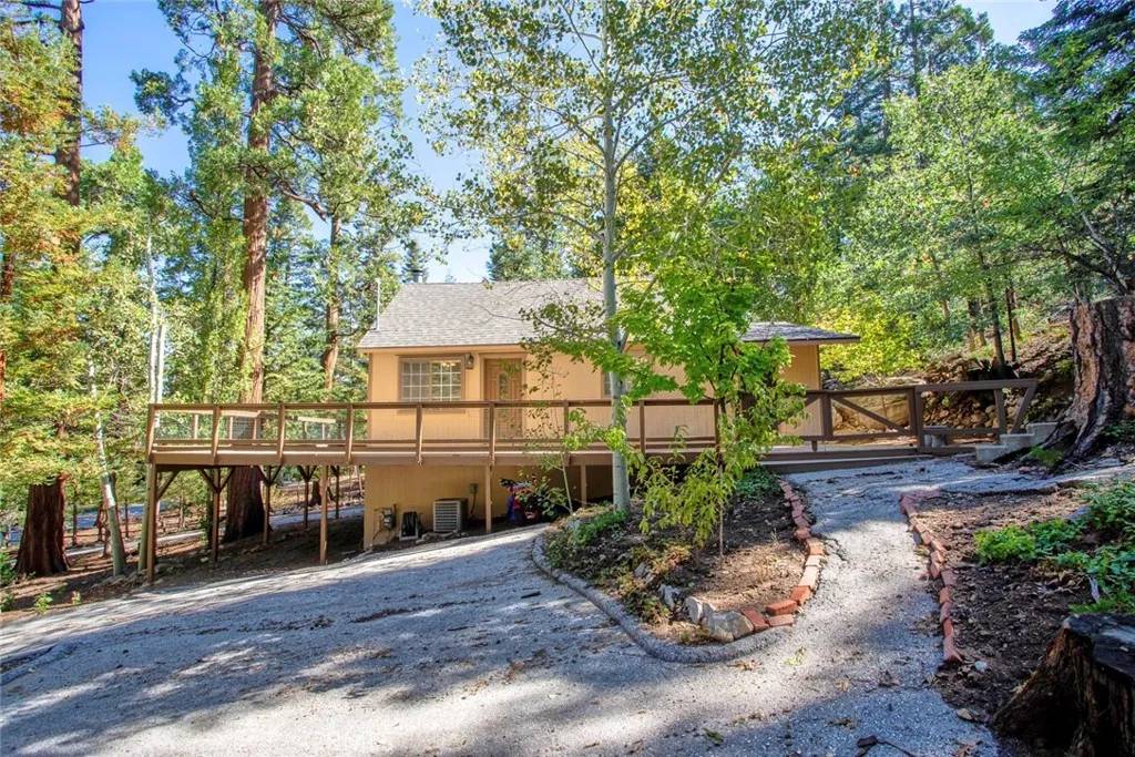Twin Peaks, CA 92391,26051 Mile Pine Road