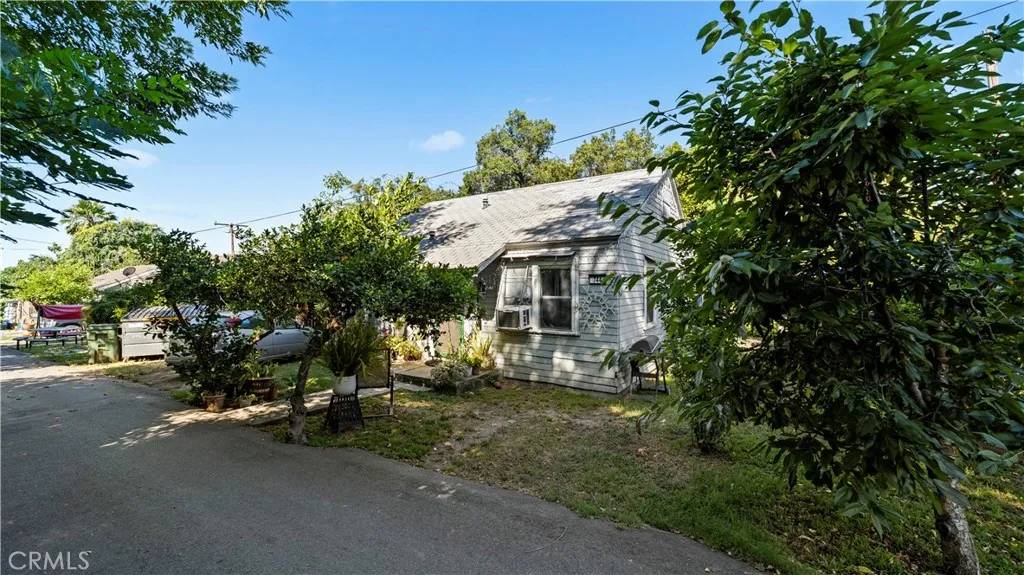 Altadena, CA 91001,738 E Sacramento Street
