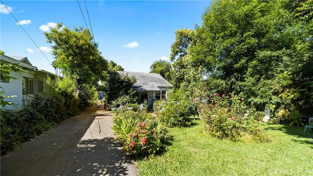Altadena, CA 91001,738 E Sacramento Street