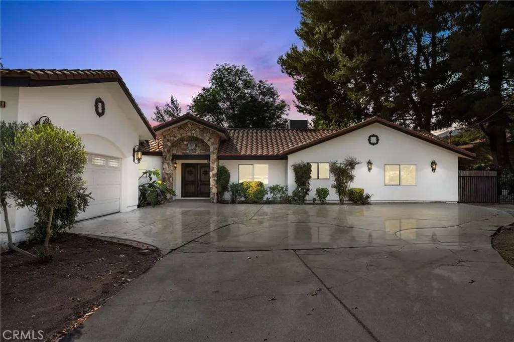 Devore, CA 92407,1398 Marion Avenue