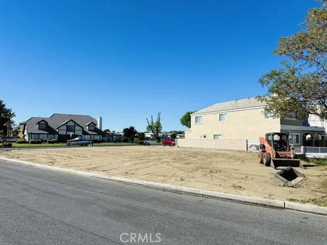 Victorville, CA 92395,13400 Sea Gull