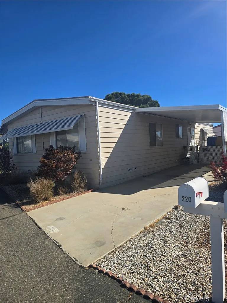 Victorville, CA 92395,13393 Mariposa #220