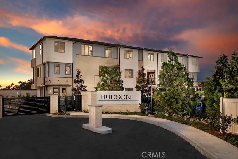 Placentia, CA 92870,1553 Lima Way Unit #2