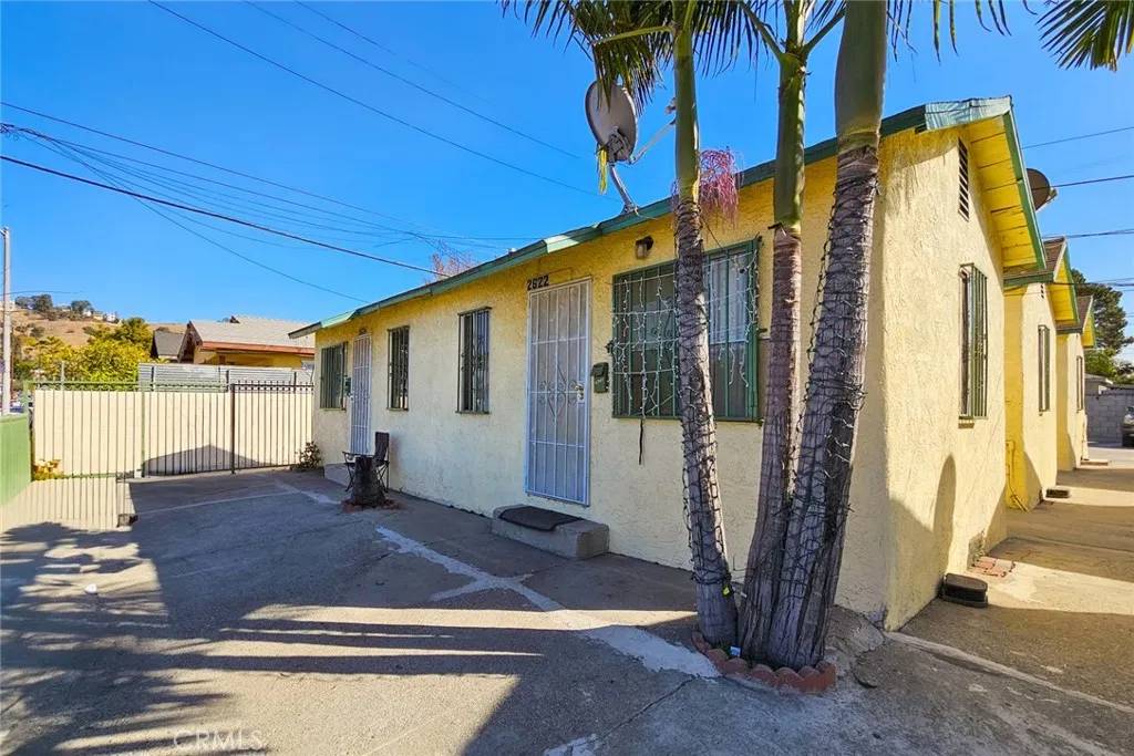 Los Angeles, CA 90065,2618 Carleton Avenue