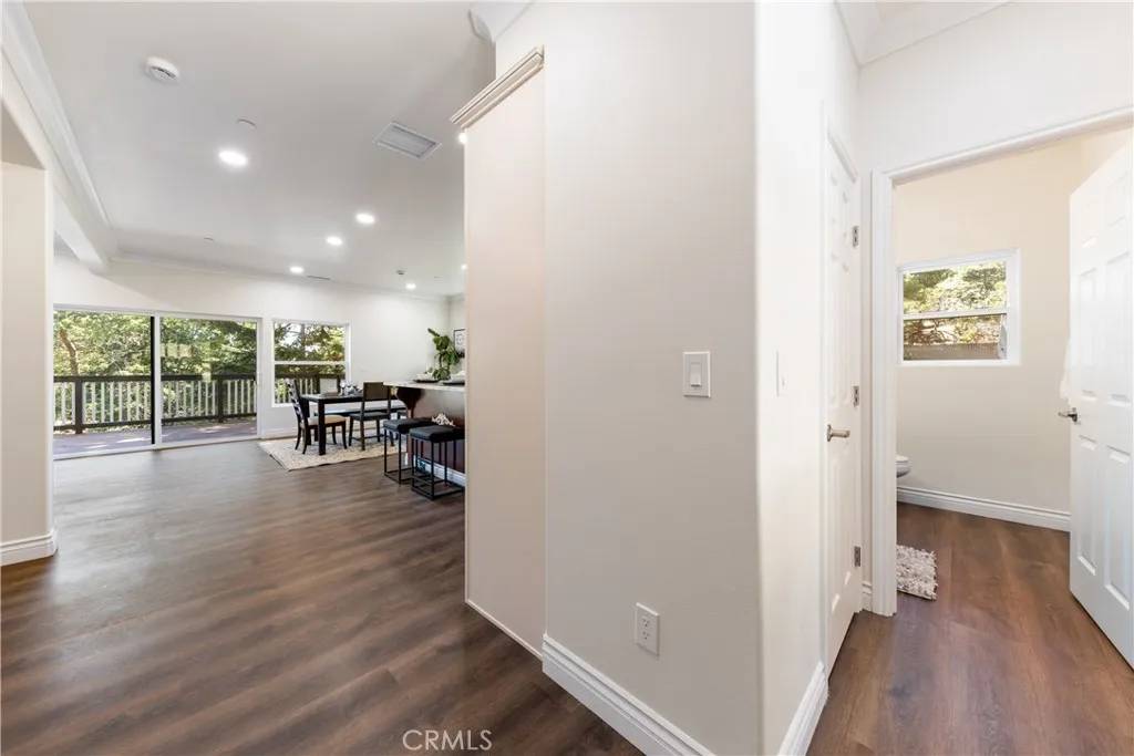 Lake Arrowhead, CA 92352,370 Auburn Drive