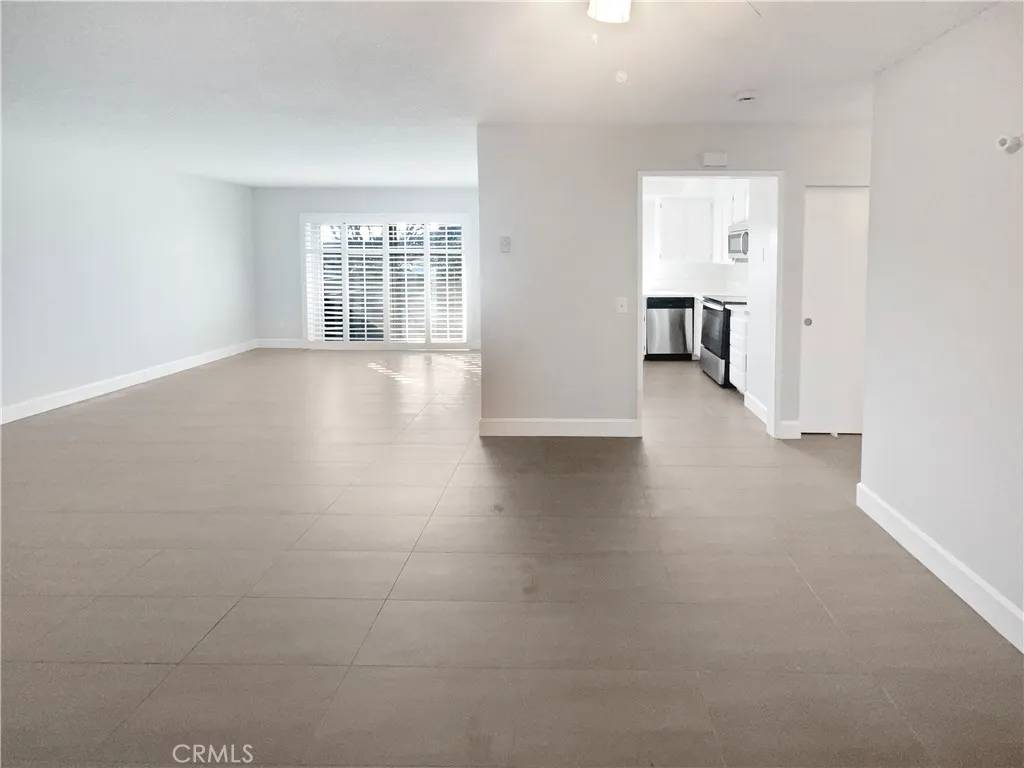 Huntington Beach, CA 92646,8566 Van Ness Court #24F