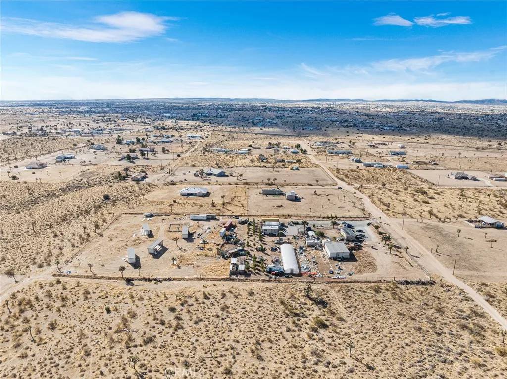 Phelan, CA 92371,11177 Tumbleweed Road #2