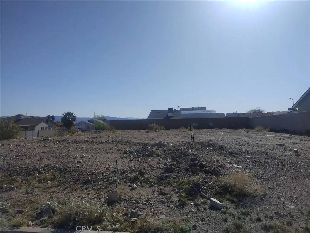Needles, CA 92363,2201 Casa Del Sol