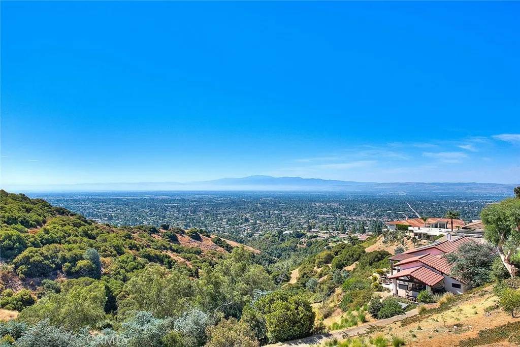 Claremont, CA 91711,700 Via Santa Catarina