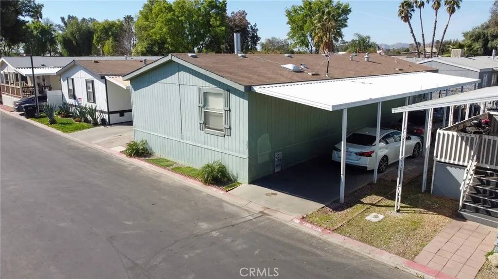 Perris, CA 92571,350 E San Jacinto #207