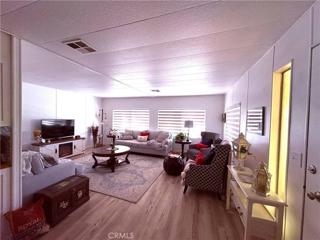 San Dimas, CA 91773,1630 W Covina #74