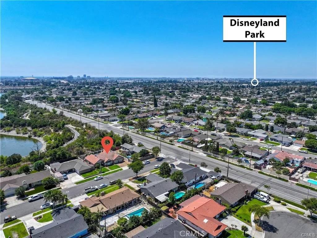 Anaheim, CA 92806,2810 E Burntwood