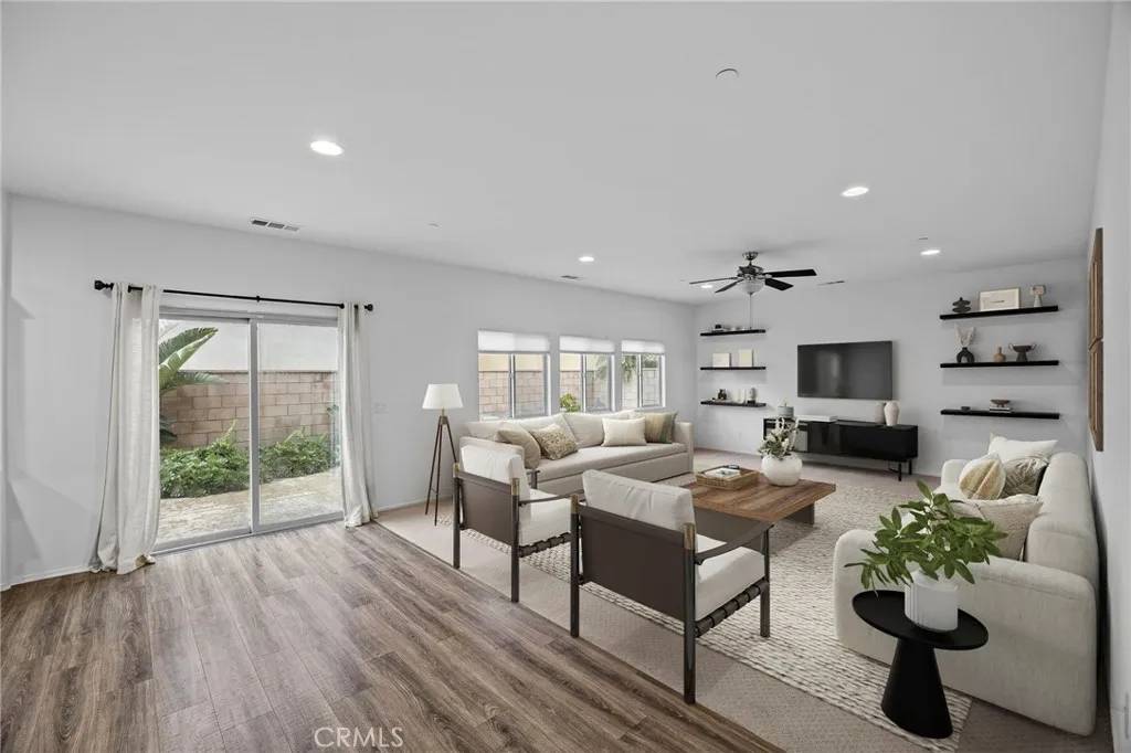 Fontana, CA 92336,16741 Buttonwood Lane
