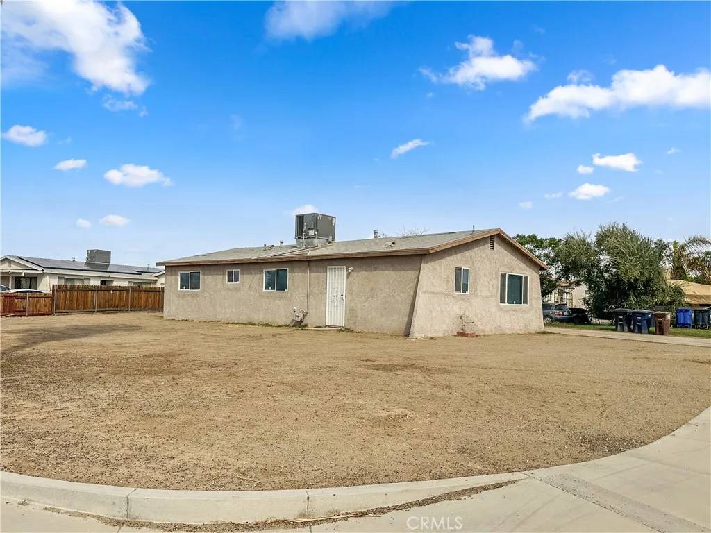 Blythe, CA 92225,627 Bell Lane