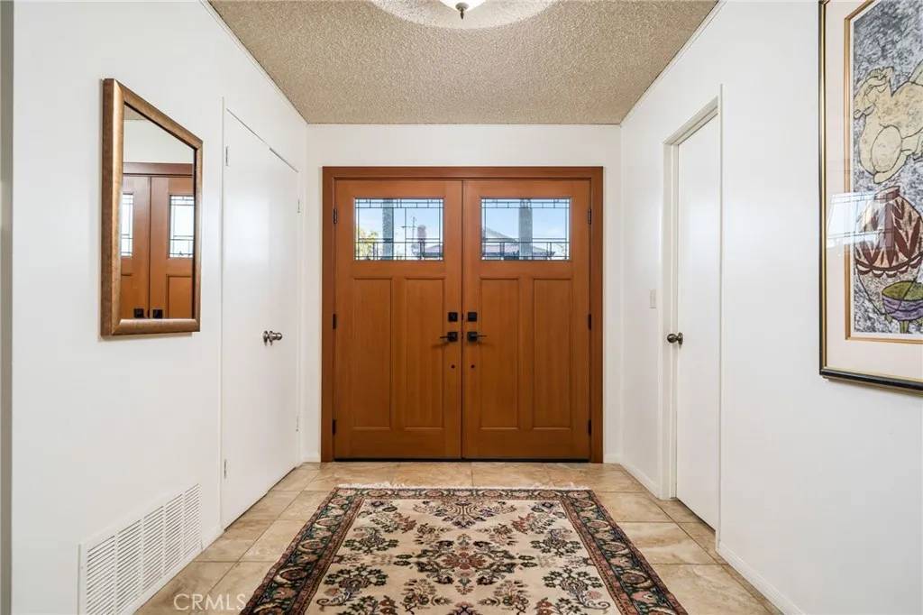 Glendora, CA 91740,213 E Kirkwall Road