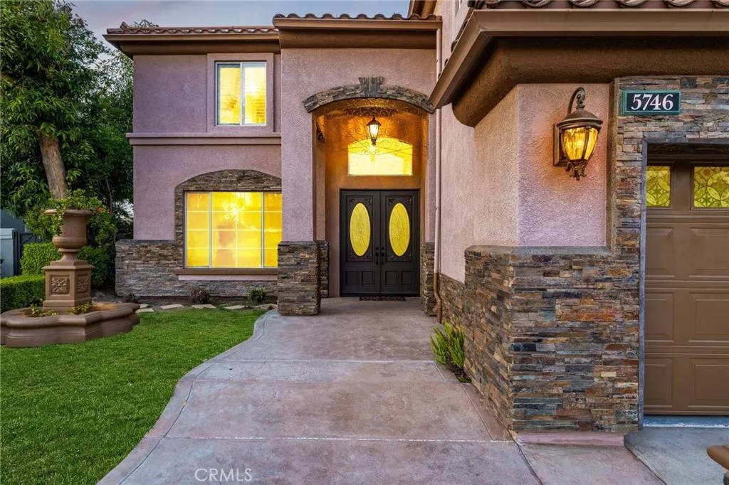 La Verne, CA 91750,5746 Ridgeview Drive