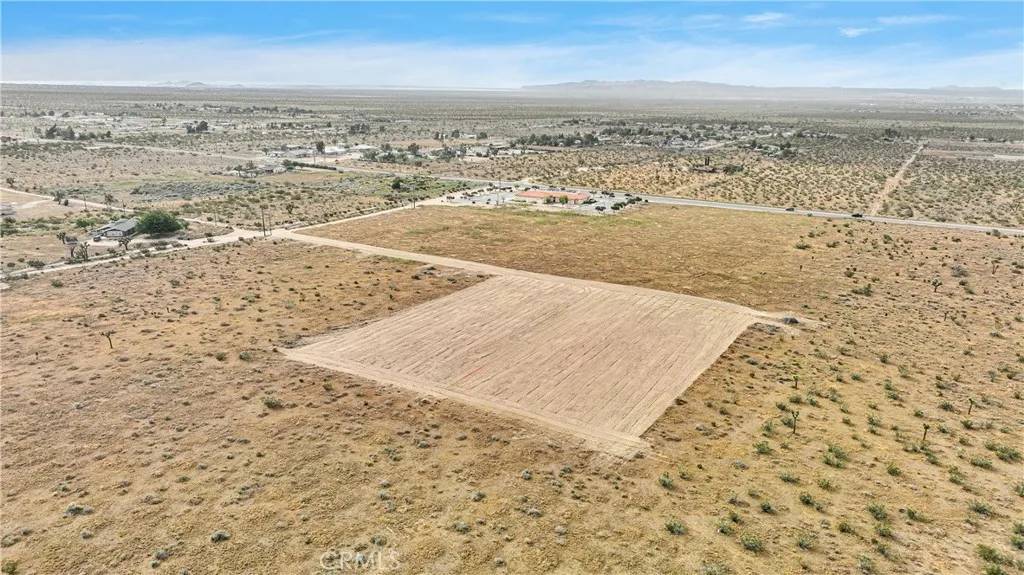 Phelan, CA 92371,2 Sequoia
