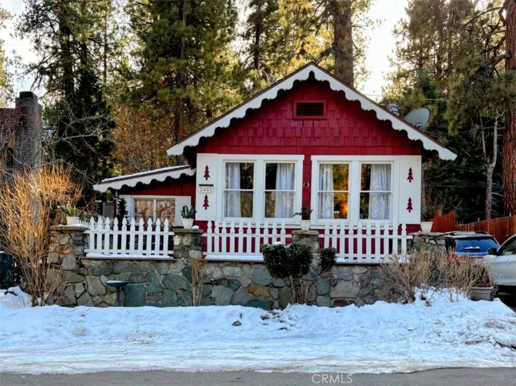 Wrightwood, CA 92397,1461 Betty Street