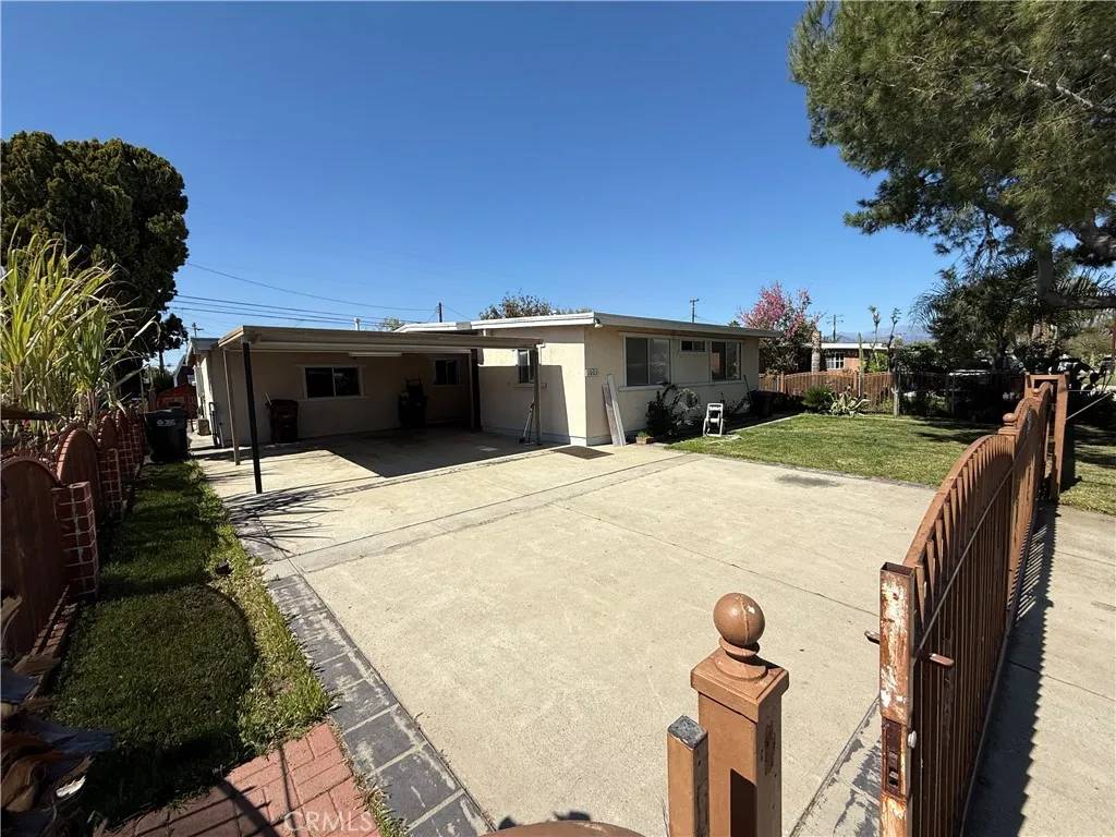 La Puente, CA 91746,1003 Le Borgne Avenue