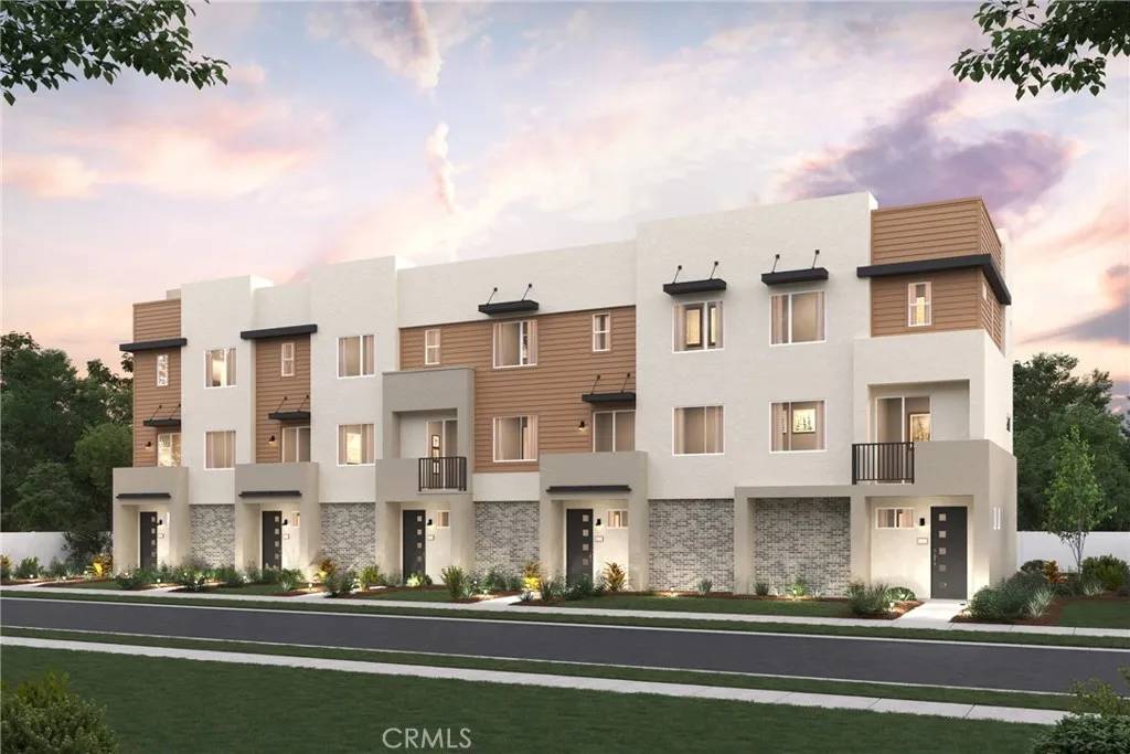 El Monte, CA 91733,4002 Valley Oak Lane #C