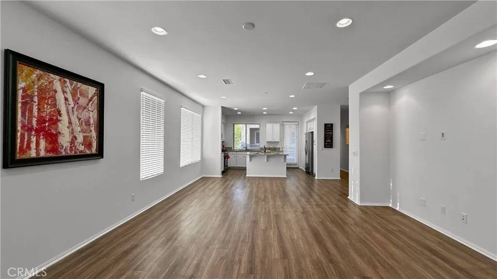 Glendora, CA 91740,422 W Route 66 #100