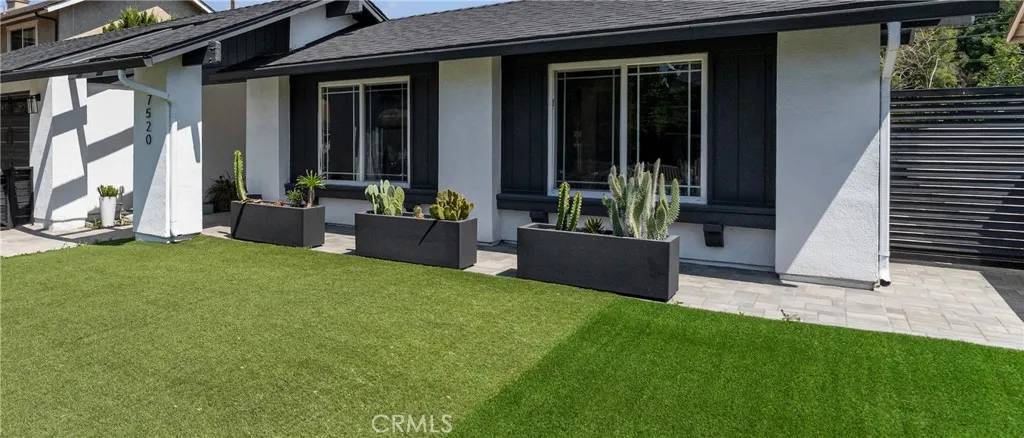 West Hills, CA 91304,7520 Bobbyboyar Avenue