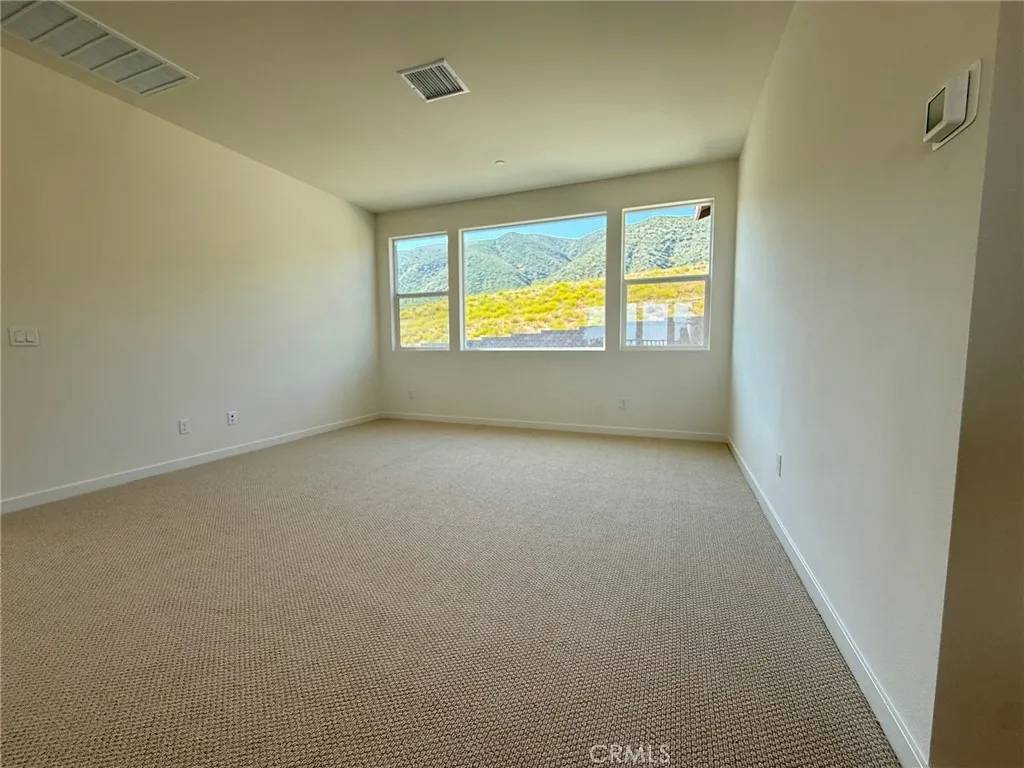 Fontana, CA 92336,15994 Conservatory Drive