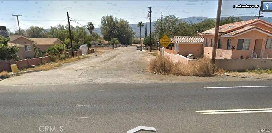 Lake Elsinore, CA 92530,1 Morton