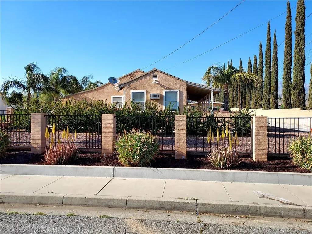 Banning, CA 92220,655 E Williams Street