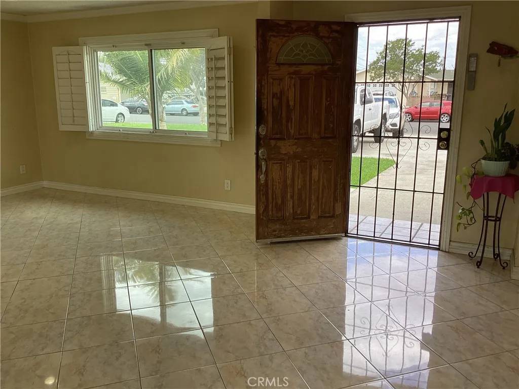 La Puente, CA 91744,822 Greenberry Drive