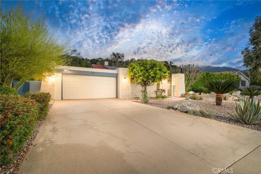 Claremont, CA 91711,2571 King Way