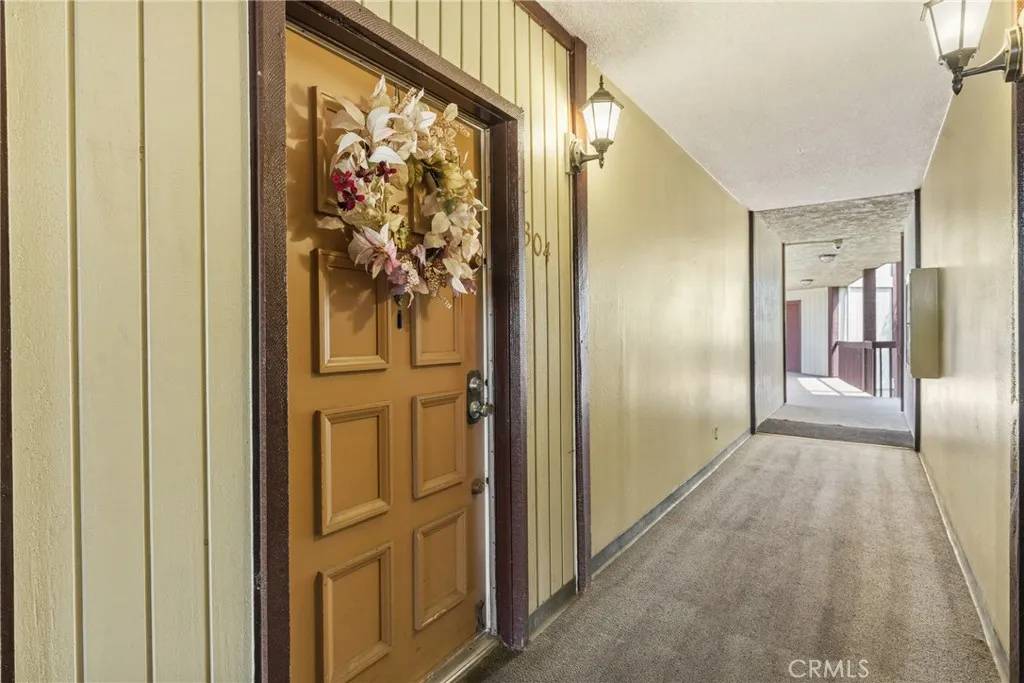Los Angeles, CA 90042,5870 Benner Street #304