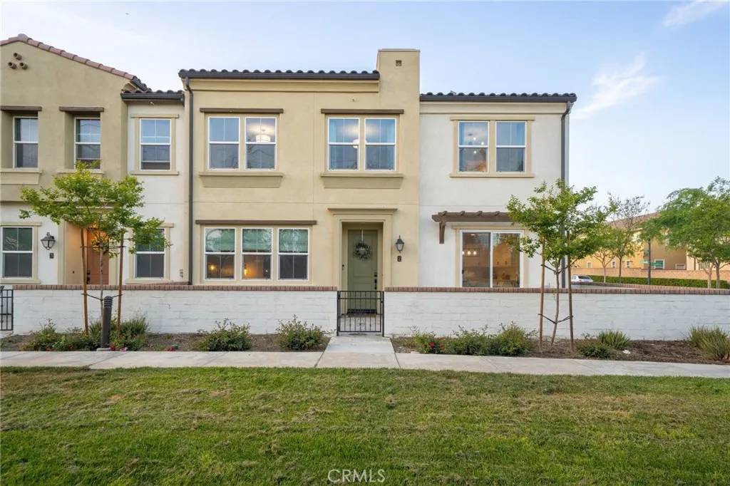 Ontario, CA 91761,4160 S Bodega Way #2