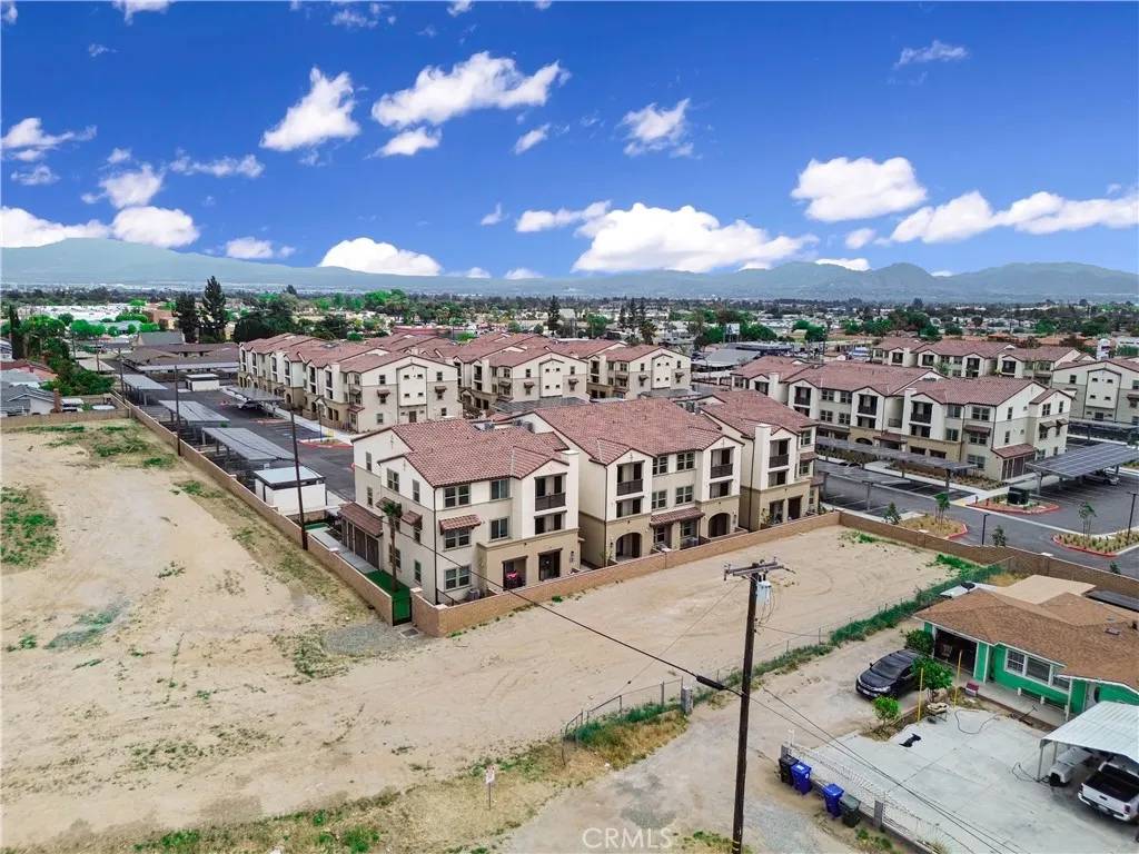 Rialto, CA 92376,0 Acacia