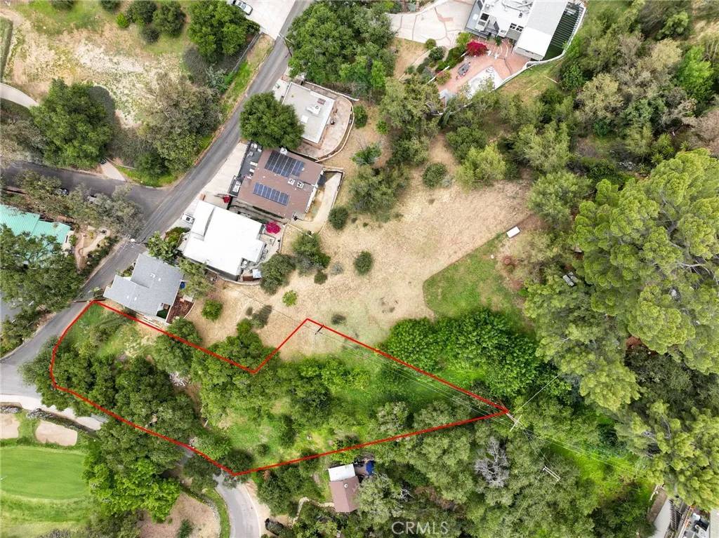 Woodland Hills, CA 91364,21460 Arcos
