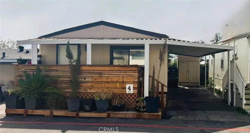Glendora, CA 91740,732 E Route 66 #4