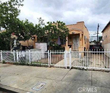 Los Angeles, CA 90033,2043 City View Avenue