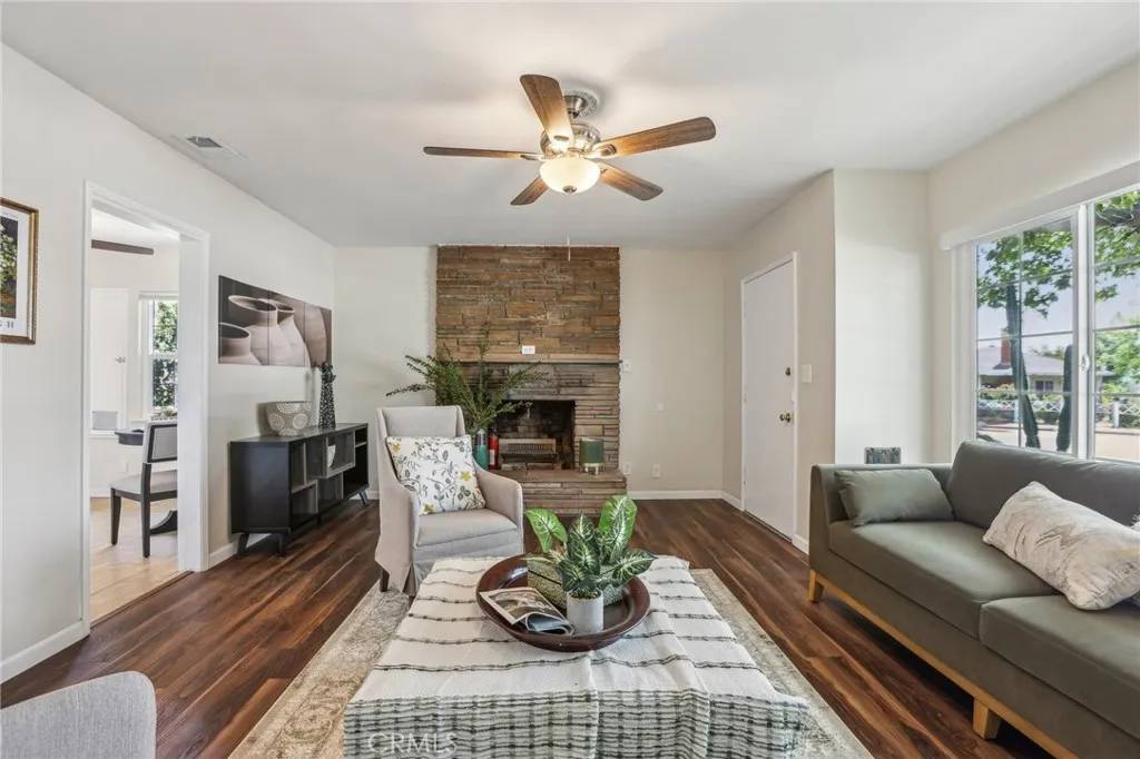 Pomona, CA 91766,909 Philadelphia Street