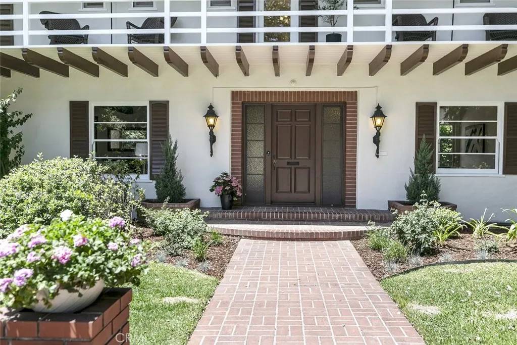 Glendora, CA 91741,515 N Vista Bonita Avenue